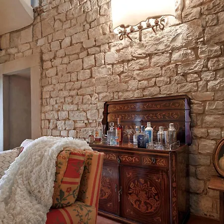 Βίλα San Niccolo A Olmeto, Torre E Chiesa Del Xiii Secolo